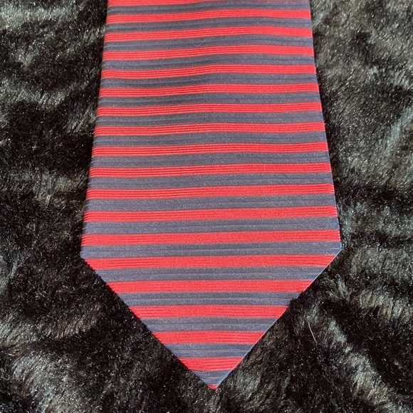 Tommy Hilfiger Other - Tommy Hilfiger Red and Blue Horizontal Stripe Neck Tie
